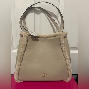 KATE SPADE LEILA MEDIUM TRIPLE COMPARTMENT FAUX SHEARLING SATCHEL LIGHT SAND NWT